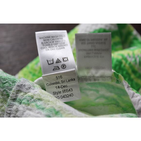 Lilly Pulitzer Shorts Liza Heartbreakers White Green Floral Pattern Resort Sz 4 - Picture 13 of 13